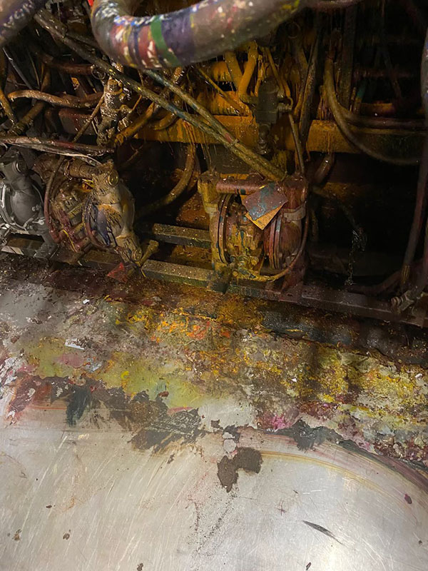 Verschmutzte Druckmaschine.